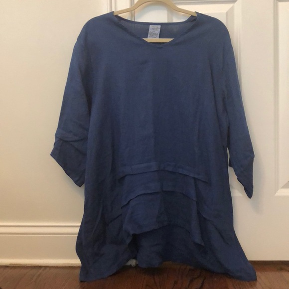 Match Point Tops - Navy tunic top. Never worn!